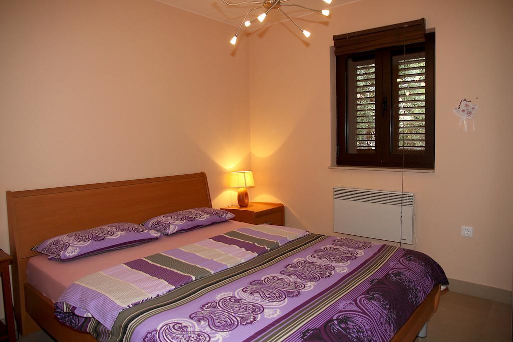 ספליטסקה Apartments " Happy Villa " חדר תמונה